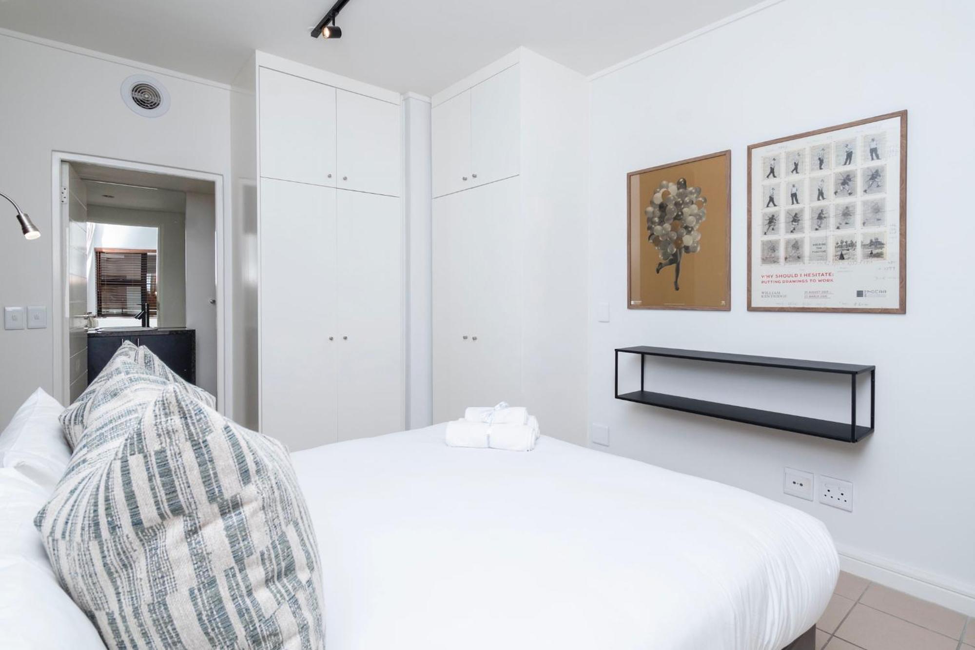 Xenia Aparthotel By Totalstay Fokváros Kültér fotó