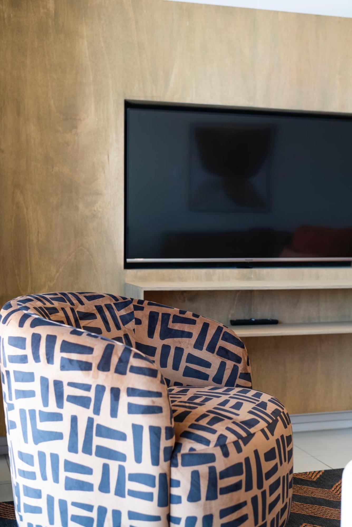 Xenia Aparthotel By Totalstay Fokváros Kültér fotó